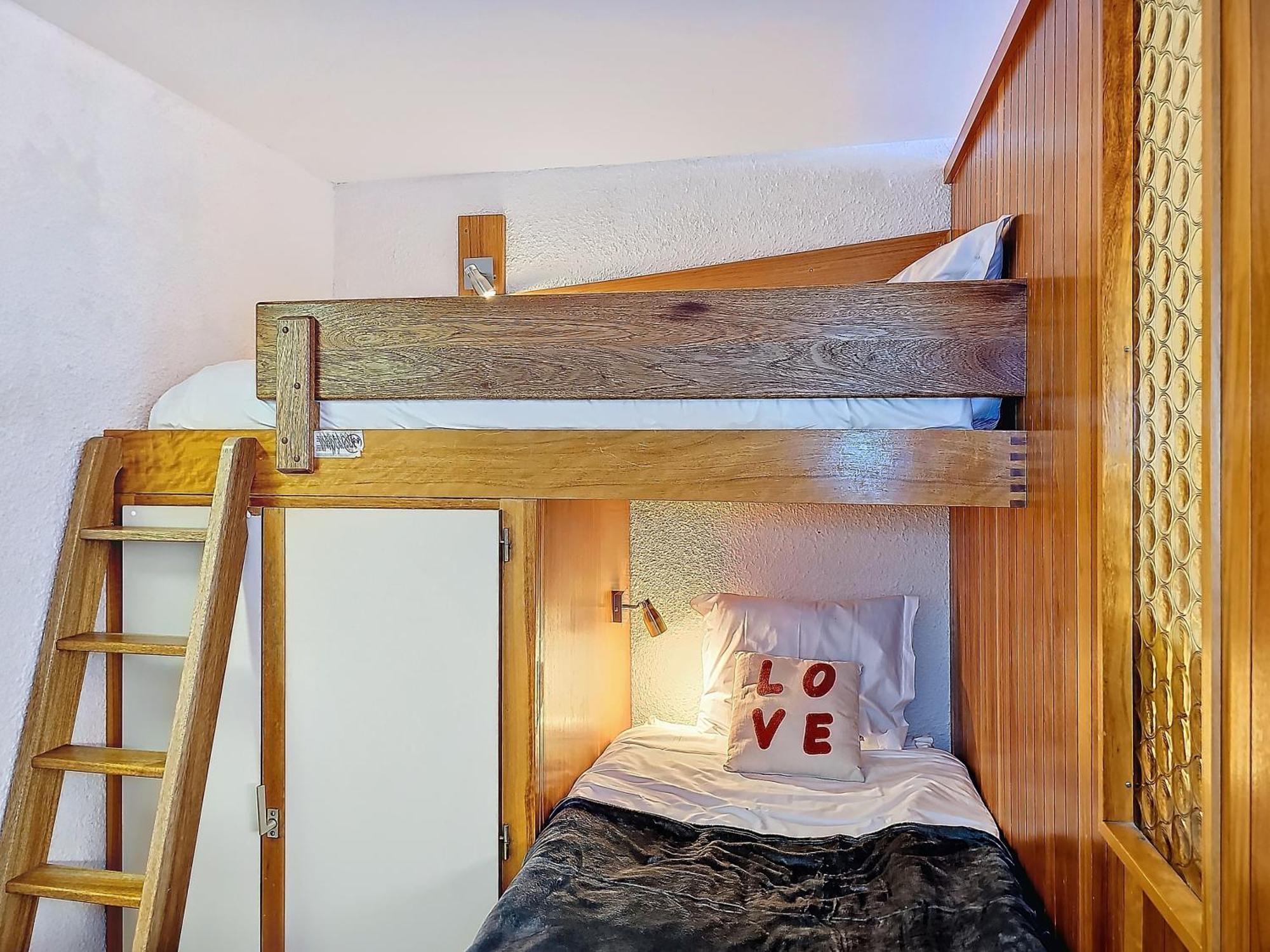 Apartment 1650 - Amazing Ski-in Ski-out Flat 3s03 Courchevel